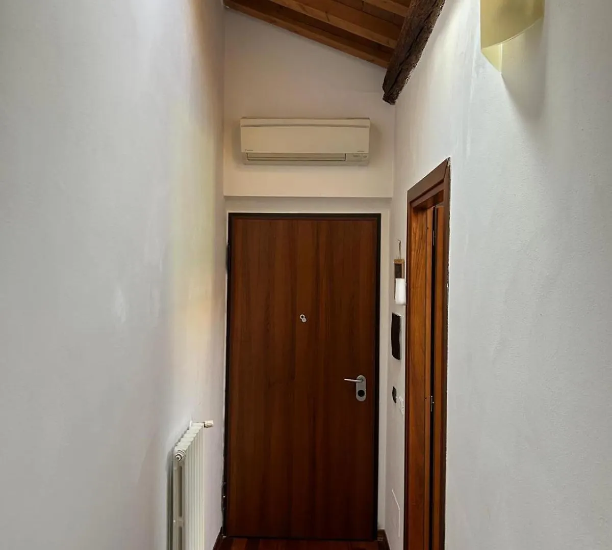 Apartment Country House B&B Casa Bassa 2 Piazza  Italy